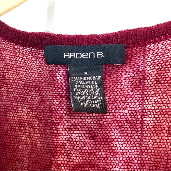 🛍 Arden B Maroon Sweater with Gold Embroidery - Picture 4 of 4